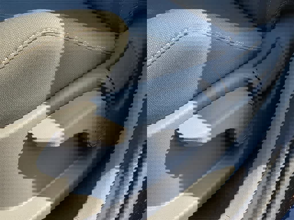 New 2025 Hyundai Elantra SEL image 19