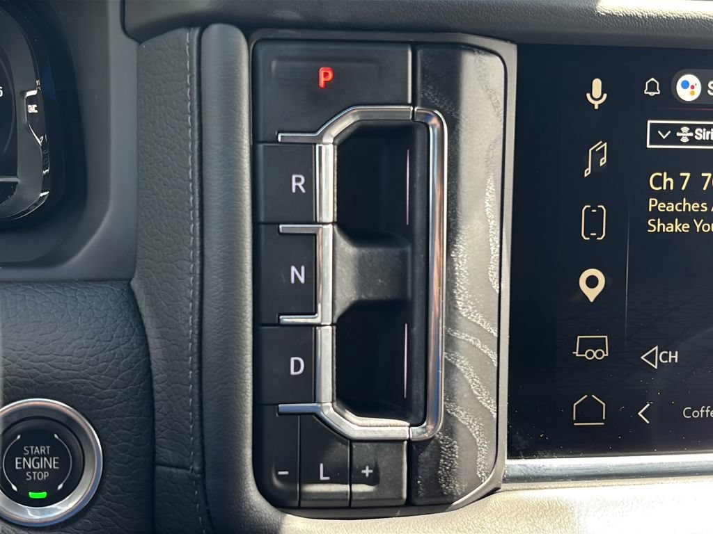 Used 2024 GMC Yukon Denali AWD/4WD image 34