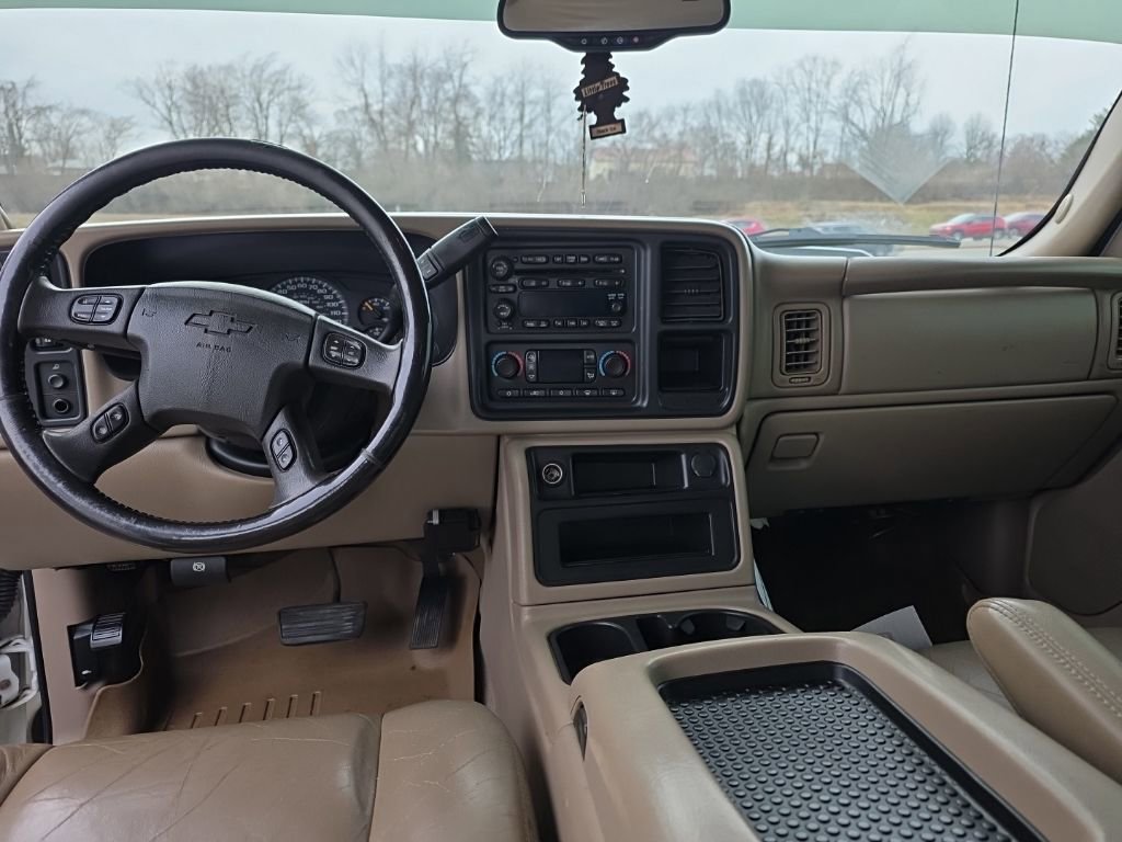 Used 2006 Chevrolet Silverado 3500 LT w/ Heavy-Duty Power Package AWD/4WD image 10
