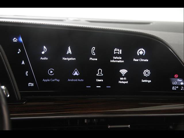 Certified 2022 Cadillac Escalade Premium Luxury AWD/4WD image 11