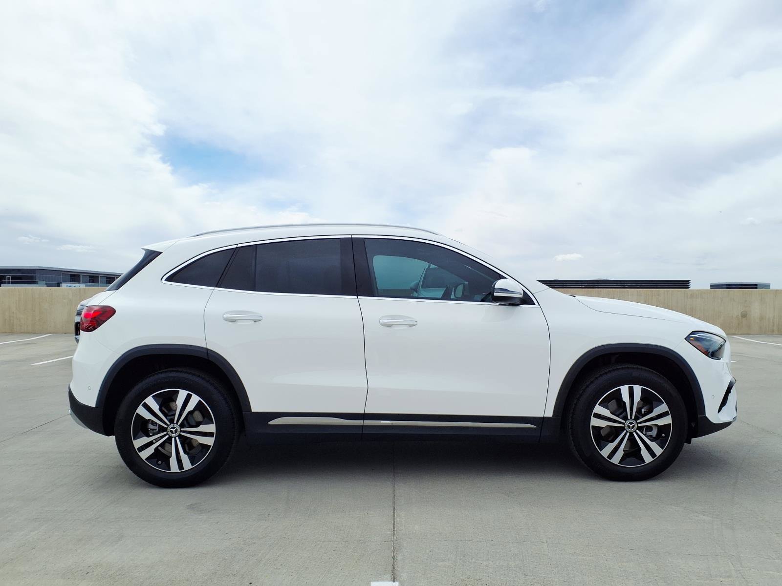 Used 2024 Mercedes-Benz GLA 250 image 7