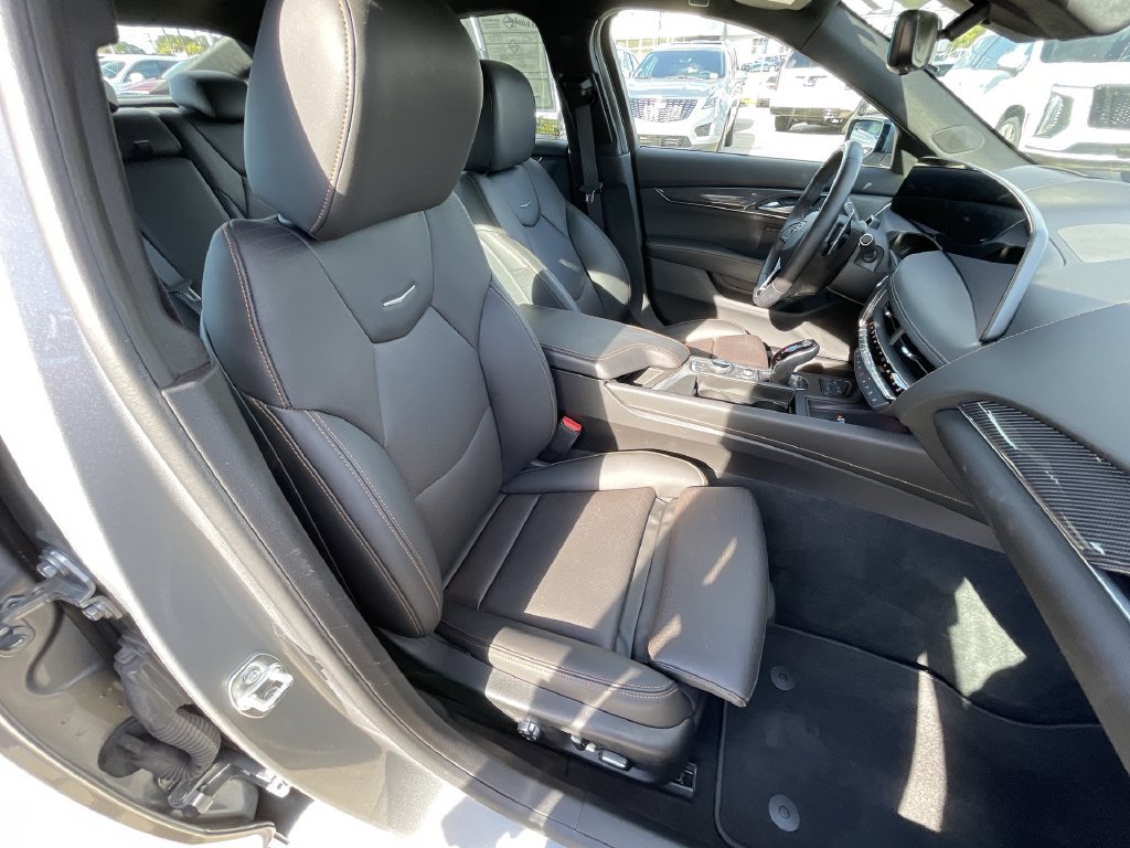 Certified 2025 Cadillac CT5 Sport w/ Technology Package RWD image 27