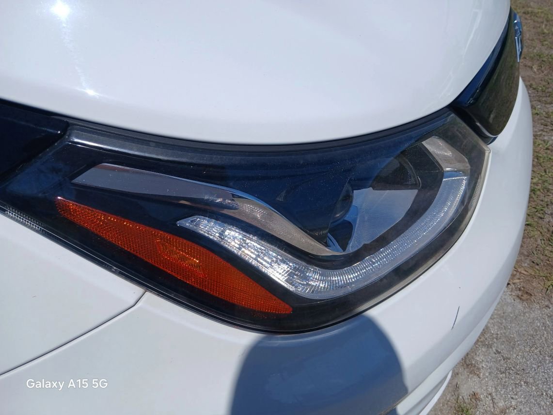 Used 2017 Chevrolet Bolt LT FWD image 21