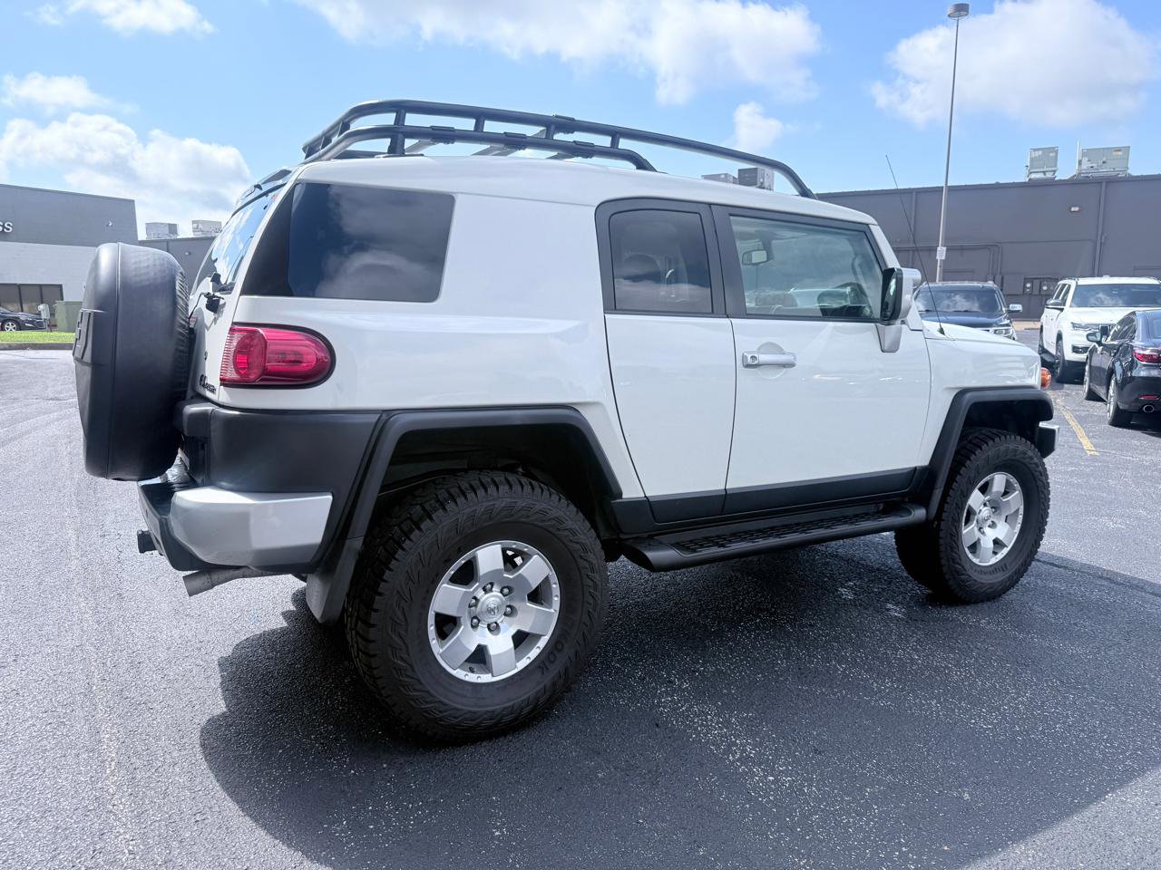 Used 2010 Toyota FJ Cruiser 4WD image 5