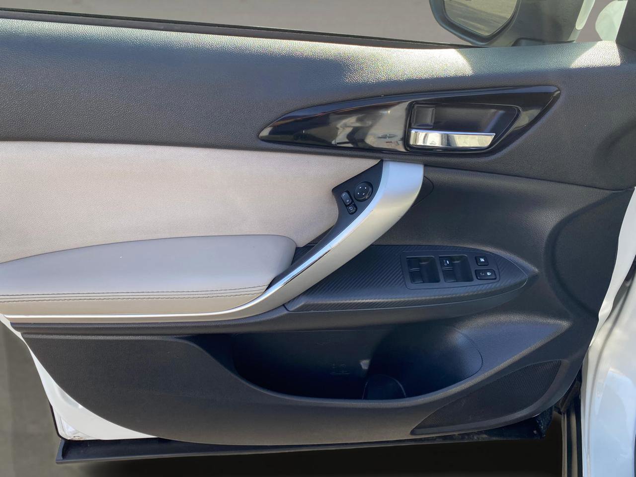 Used 2018 Mitsubishi Eclipse Cross SEL AWD/4WD image 19