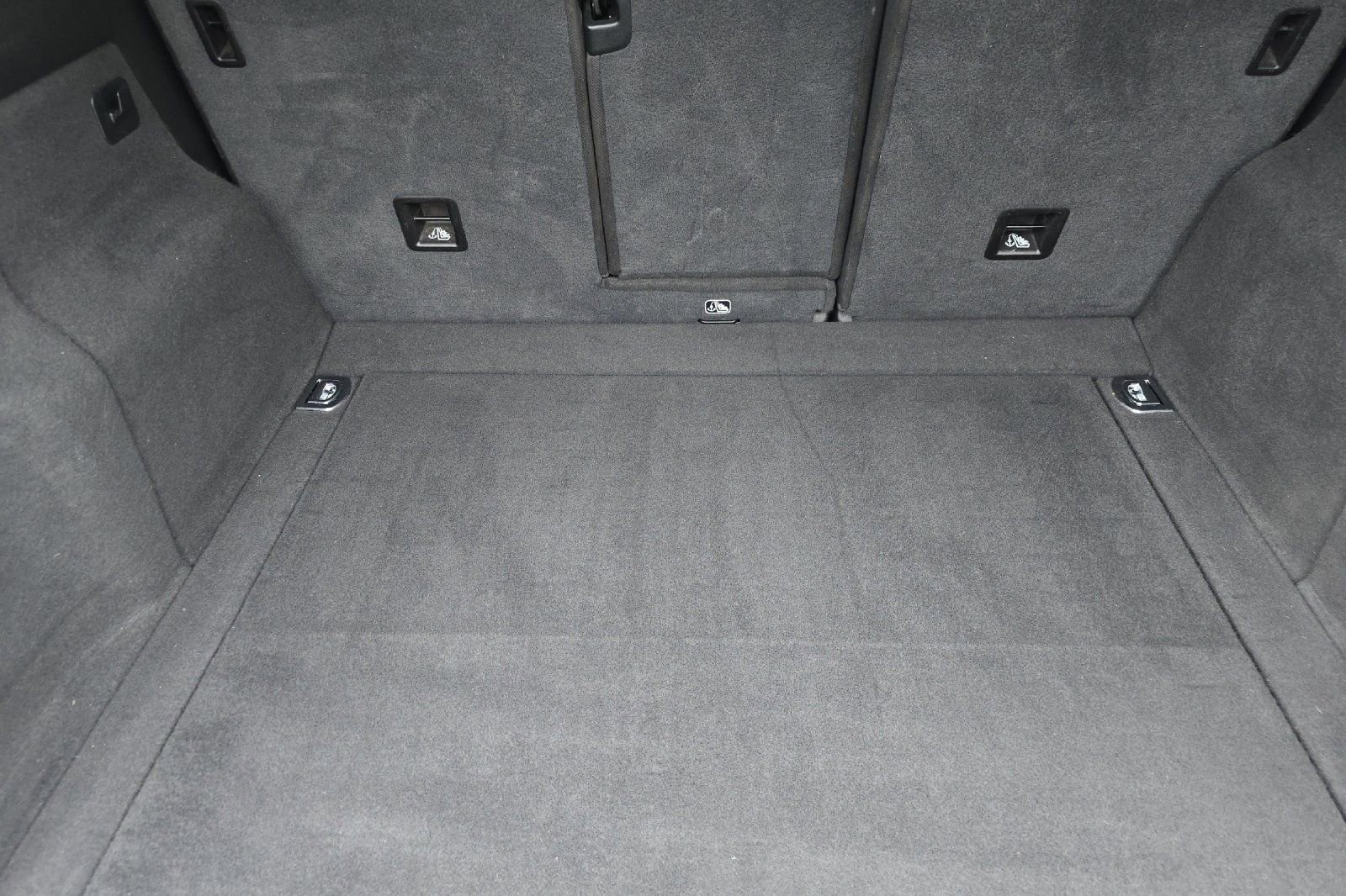 Used 2013 Audi Q5 3.0T Premium Plus w/ Audi MMI Navigation Plus Pkg image 17