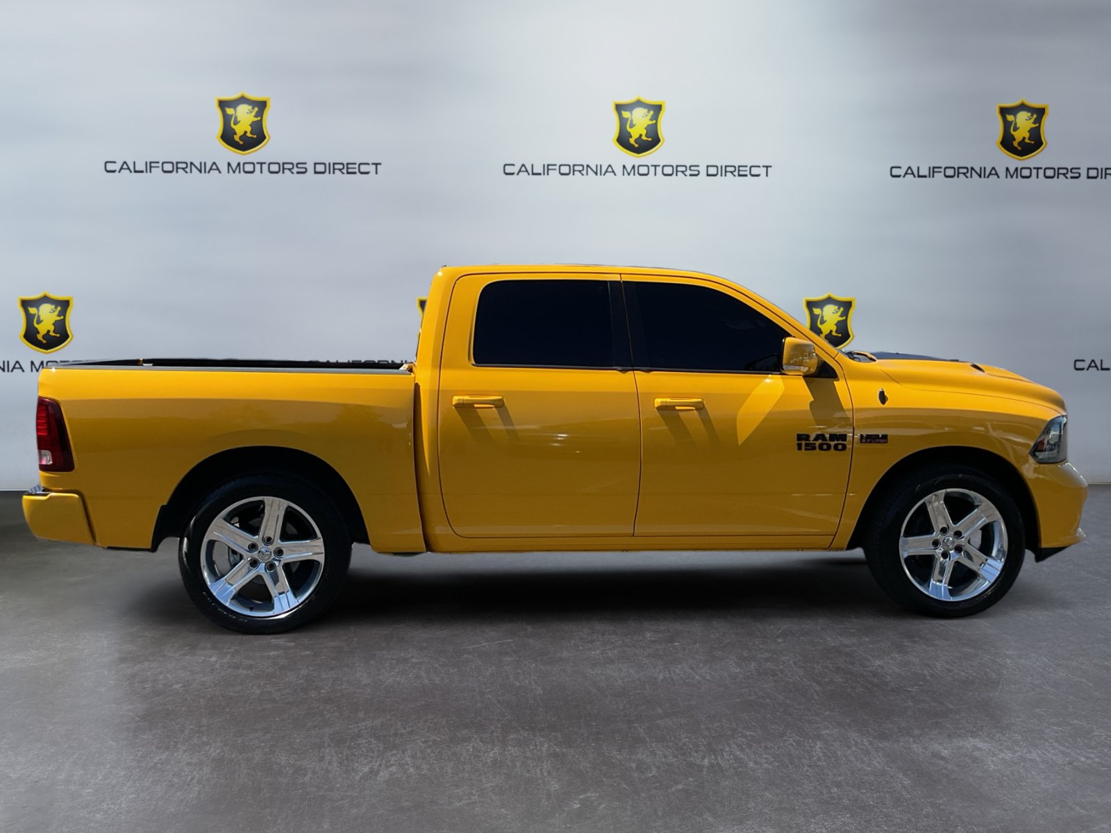 Used 2016 RAM 1500 Sport w/ Stinger Yellow Sport Package RWD image 4