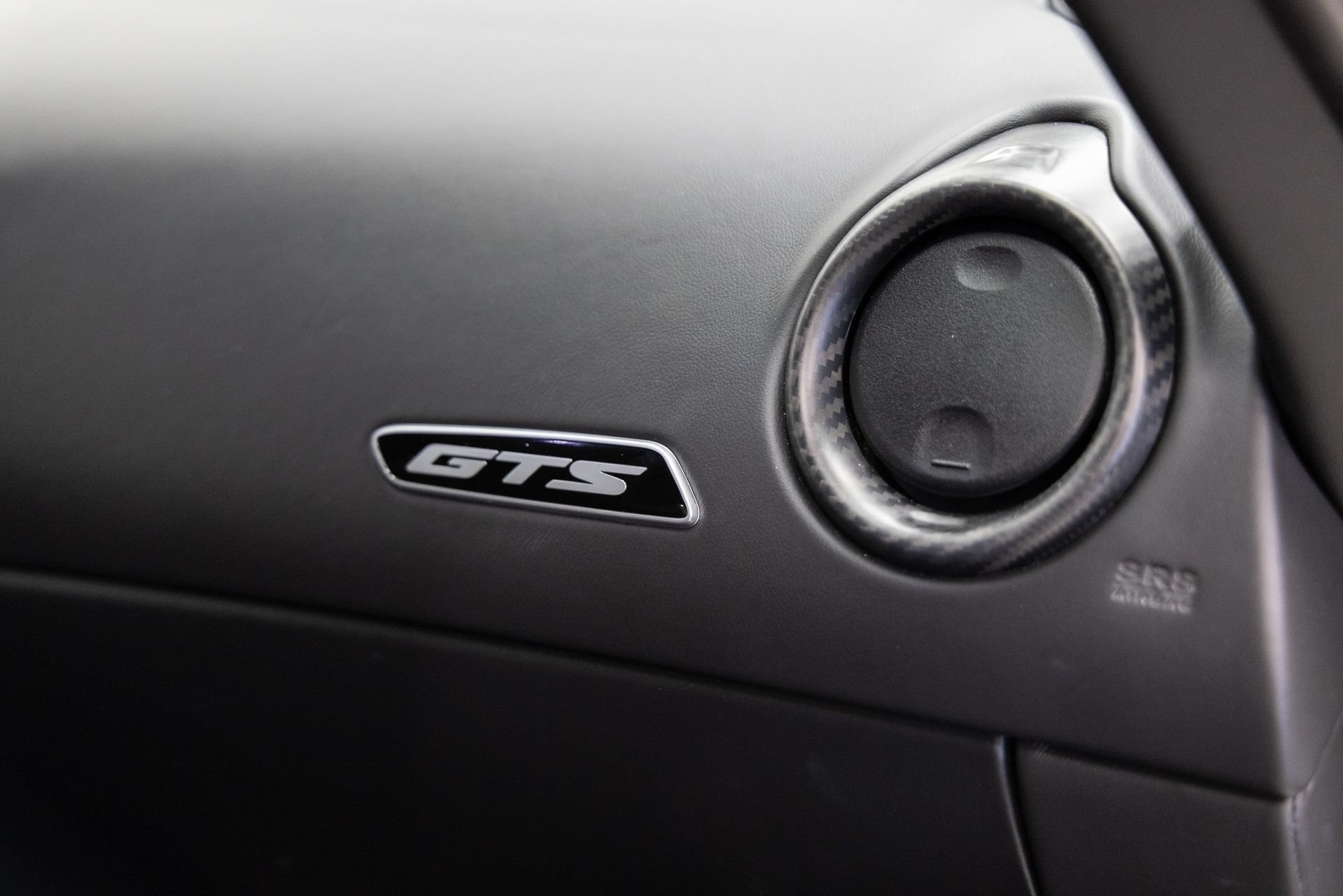 Used 2014 SRT Viper GTS w/ Exterior Carbon Fiber Package RWD image 18