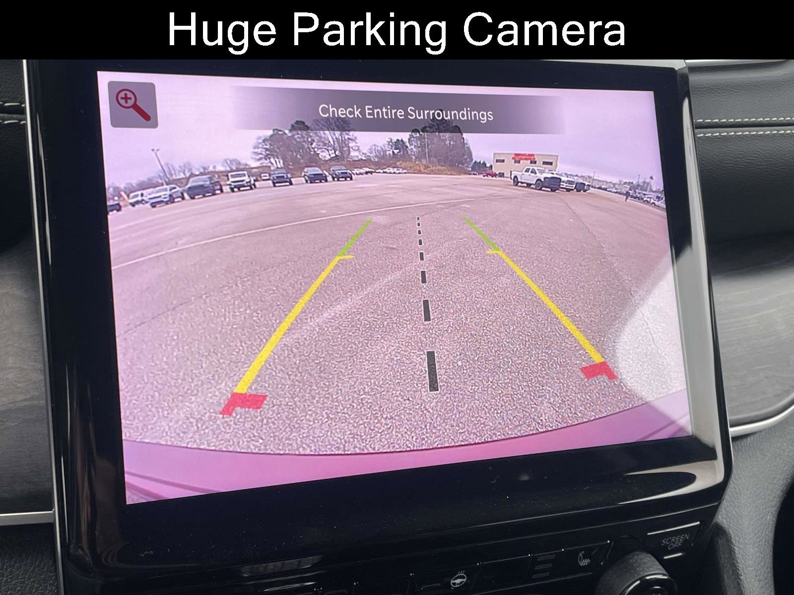 Used 2023 Jeep Grand Cherokee Limited image 15