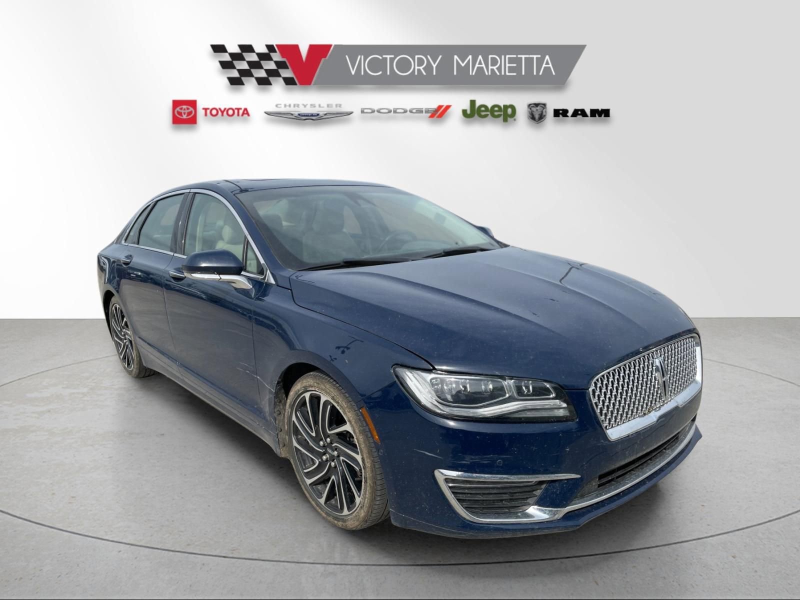 Used 2020 Lincoln MKZ Reserve w/ Luxury Package FWD image 7