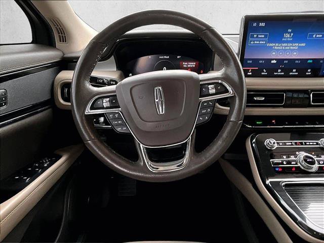 Used 2023 Lincoln Nautilus FWD image 7