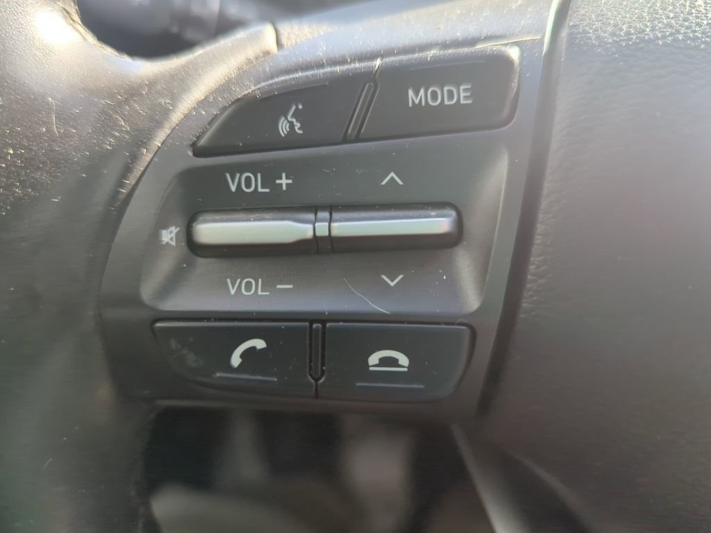 Used 2019 Hyundai Kona SEL image 27