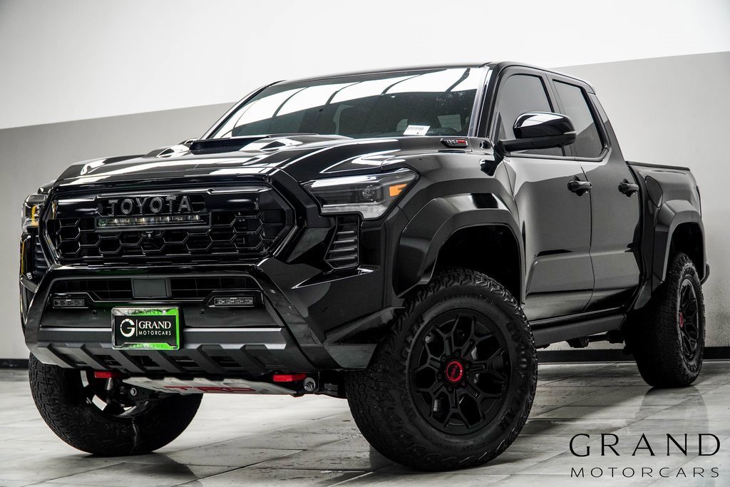 Used 2025 Toyota Tacoma TRD Pro image 1