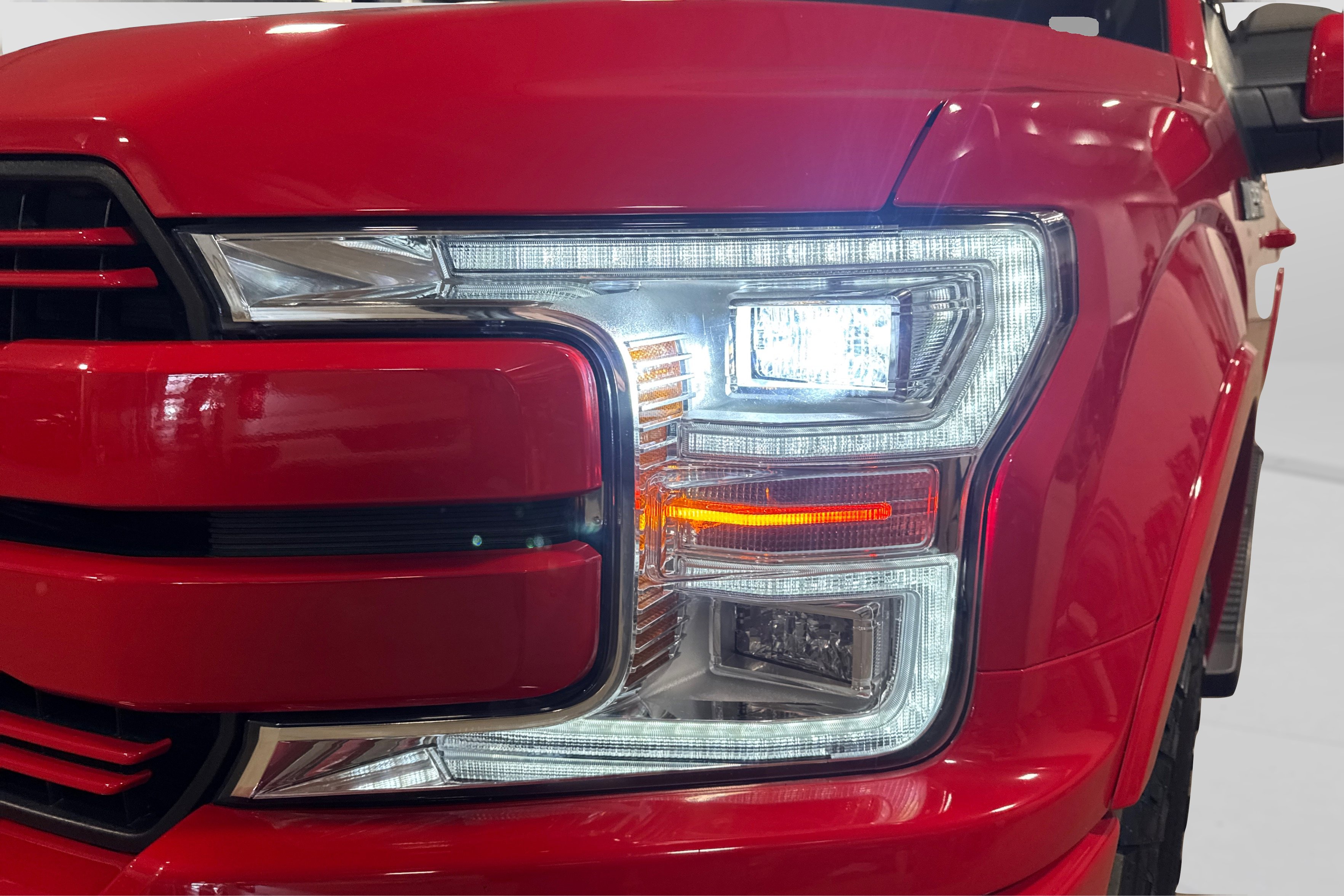 Used 2020 Ford F150 Lariat w/ Equipment Group 502A Luxury image 13