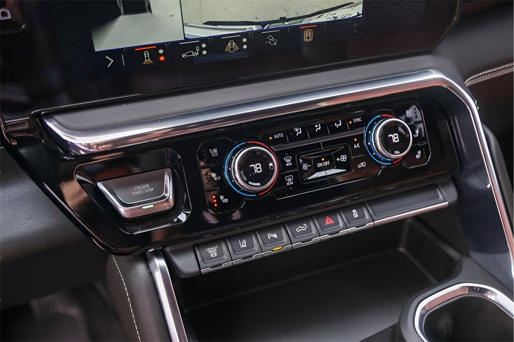 Used 2024 GMC Sierra 3500 Denali Ultimate image 18