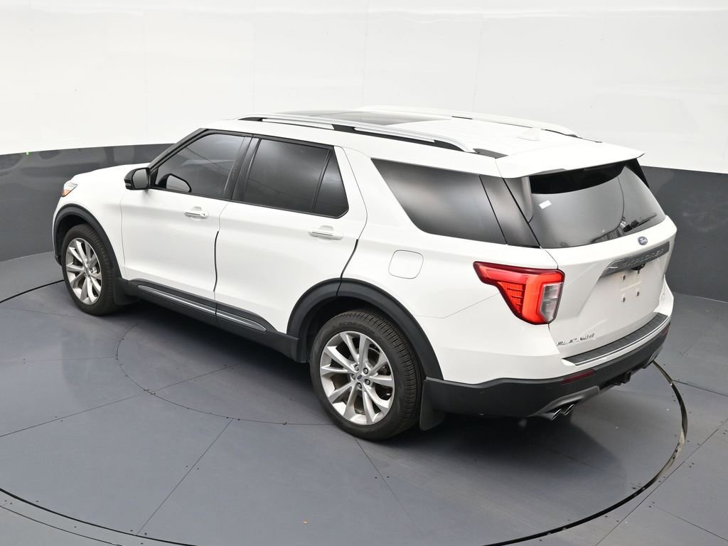 Used 2022 Ford Explorer Platinum w/ Equipment Group 601A AWD/4WD image 14
