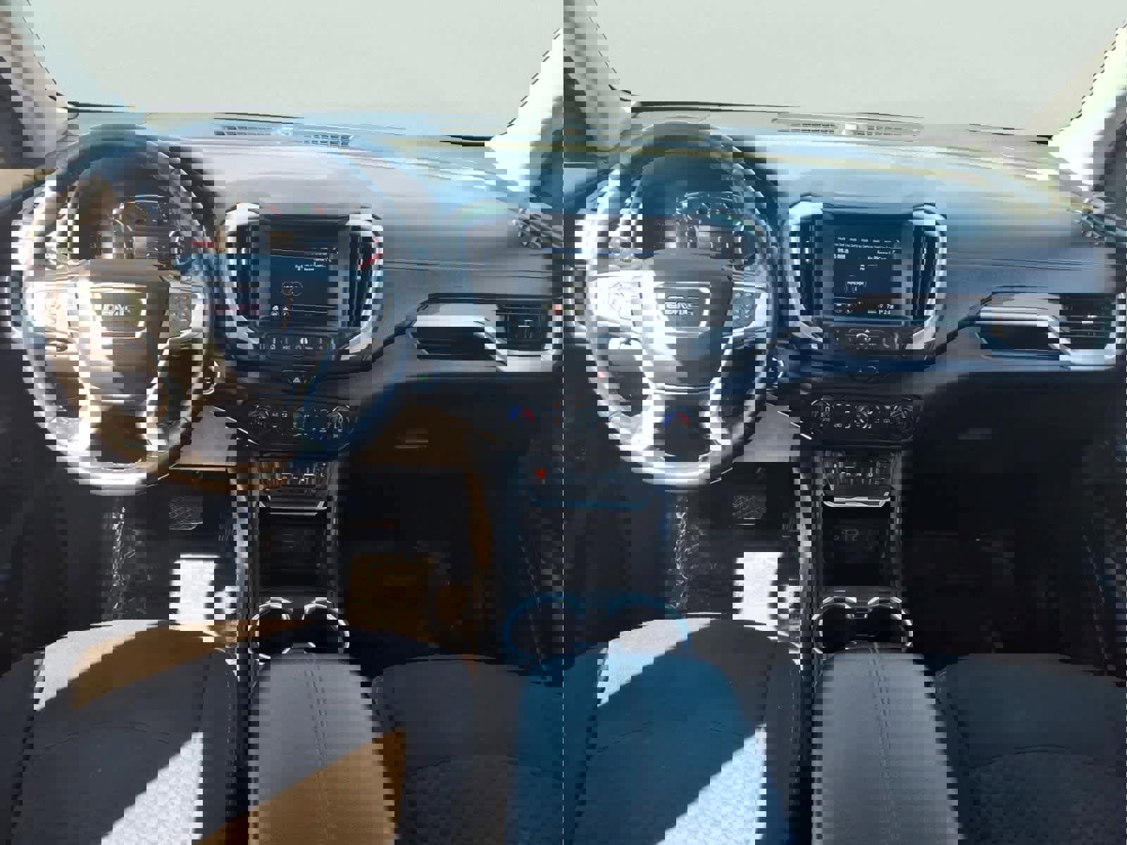 Used 2019 GMC Terrain SLE w/ Driver Convenience Package image 16