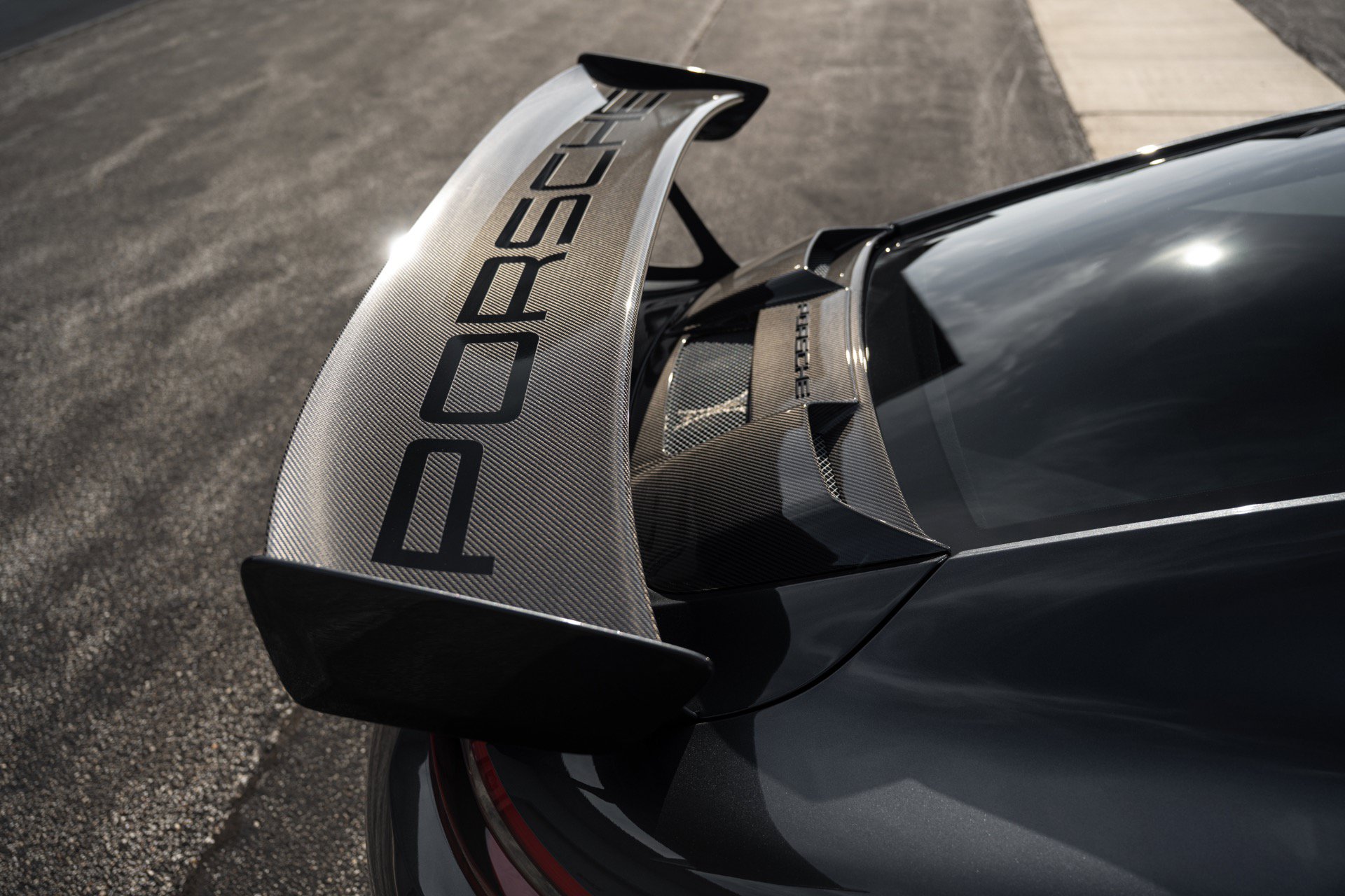 Used 2018 Porsche 911 GT2 RS RWD image 65