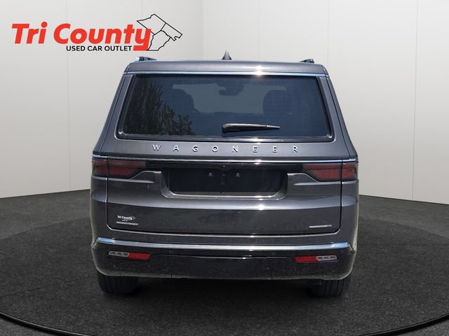 Used 2023 Jeep Wagoneer Series II w/ Premium Group I AWD/4WD image 7