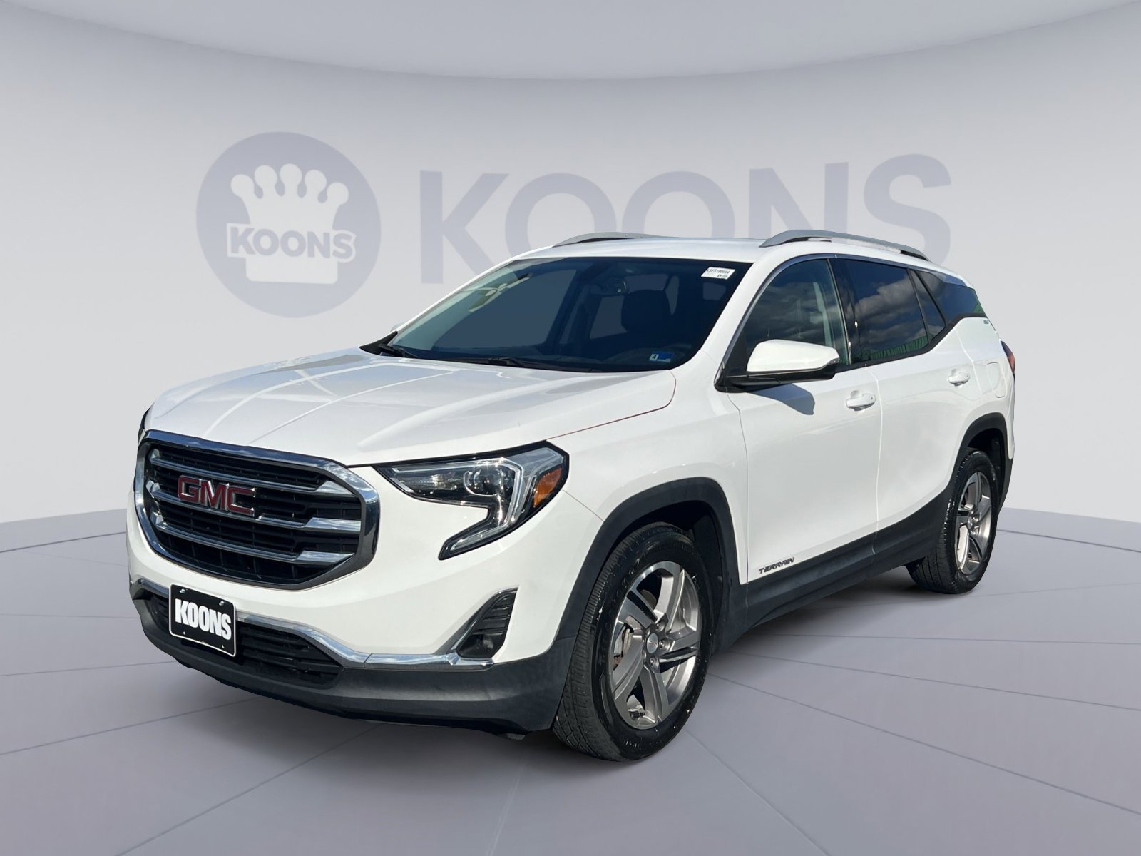 Used 2018 GMC Terrain SLT w/ Preferred Package FWD image 1