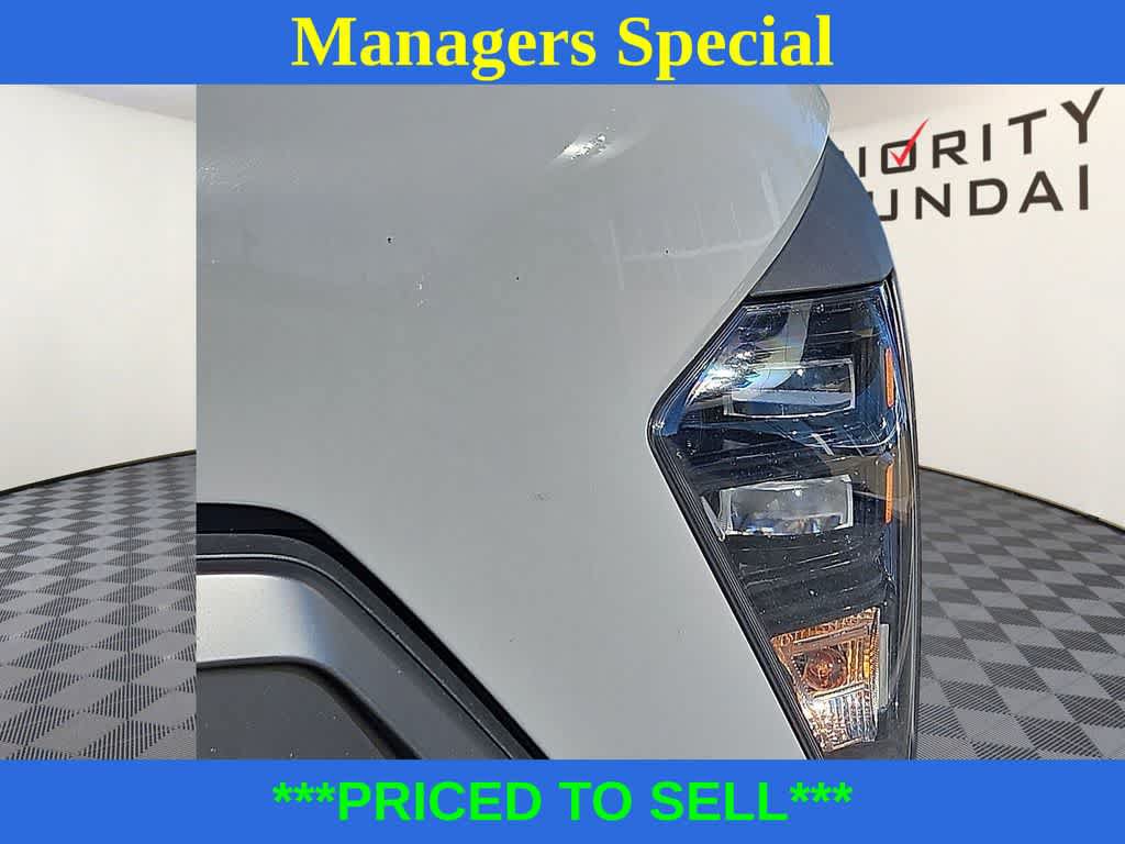 Used 2024 Hyundai Kona SEL FWD image 8