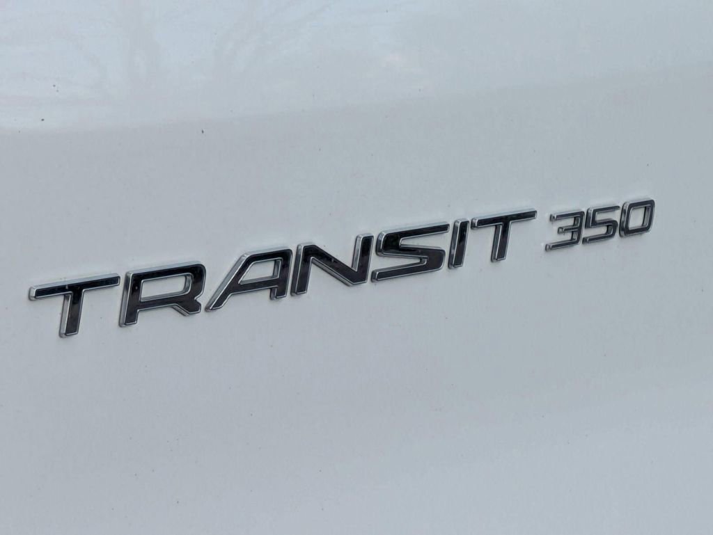 Used 2023 Ford Transit 350 XLT RWD image 10