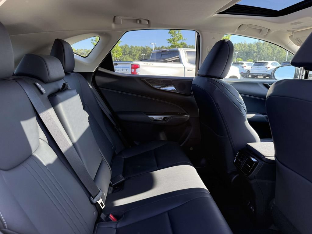 Used 2024 Lexus NX 350 AWD image 16