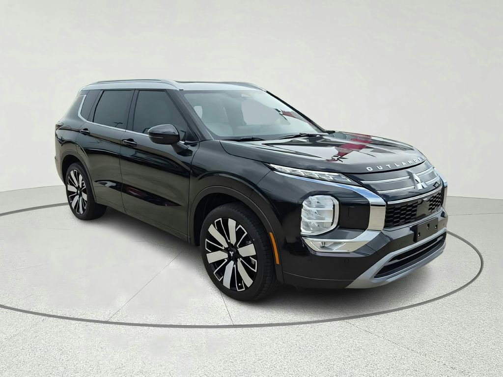 New 2025 Mitsubishi Outlander SEL image 3