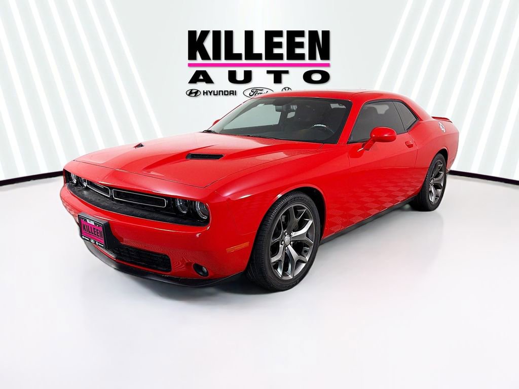 Used 2015 Dodge Challenger SXT Plus w/ Sound Group II RWD image 3