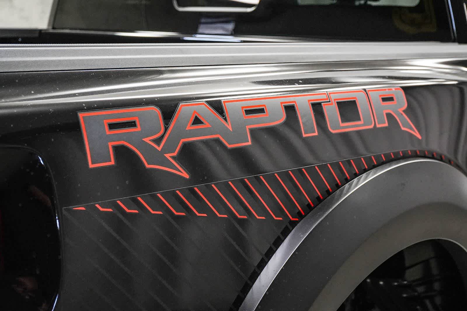 Used 2024 Ford F150 Raptor AWD/4WD image 11