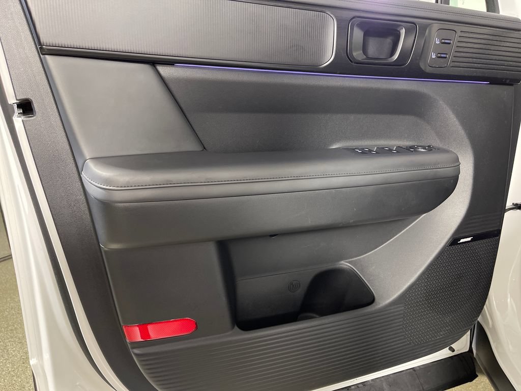 Used 2024 Hyundai Santa Fe Calligraphy AWD/4WD image 19