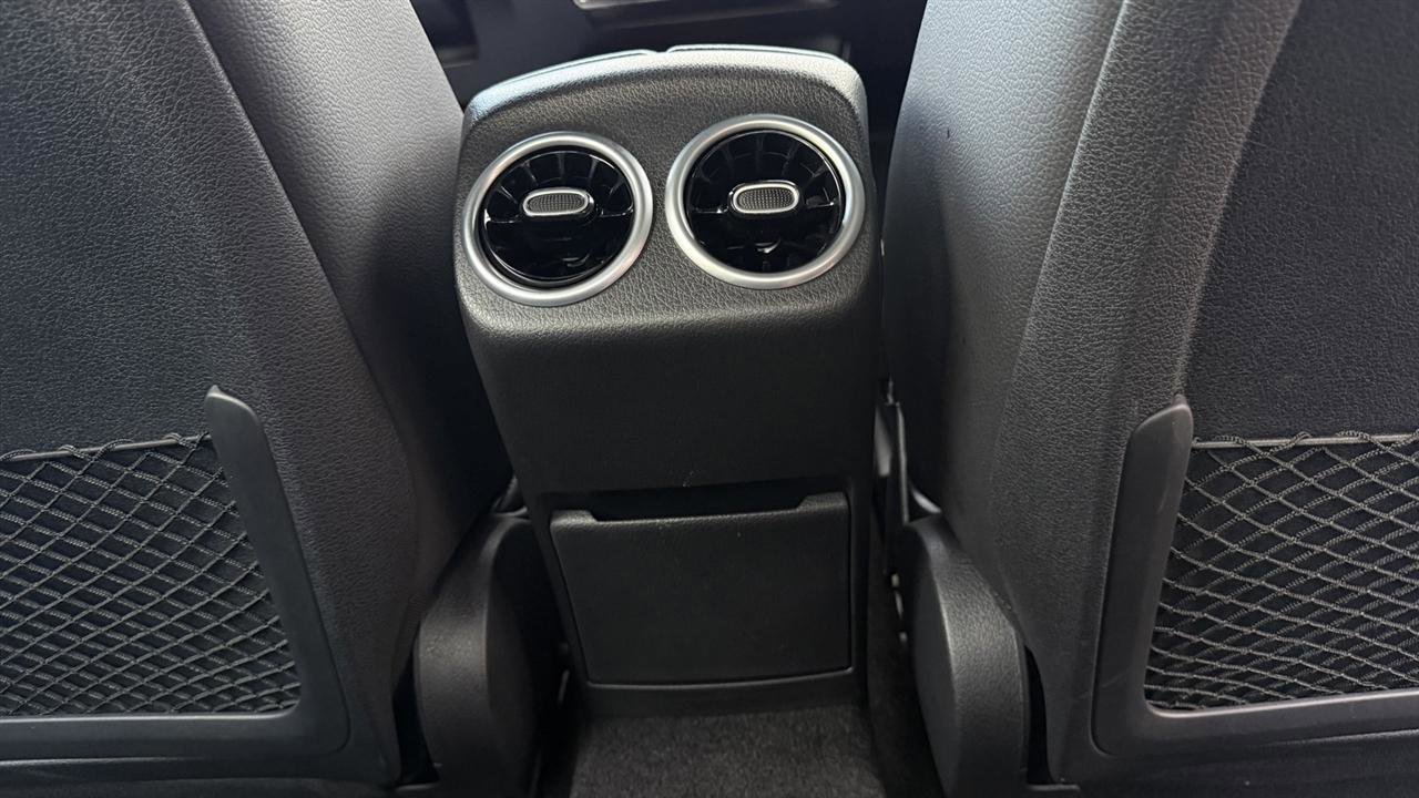 Used 2019 Mercedes-Benz A 220 4MATIC image 37