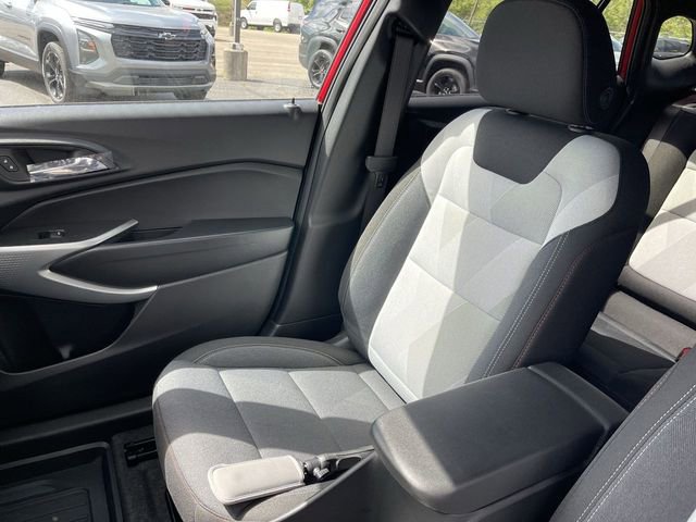 New 2026 Chevrolet Trax RS w/ Driver Confidence Package FWD image 23