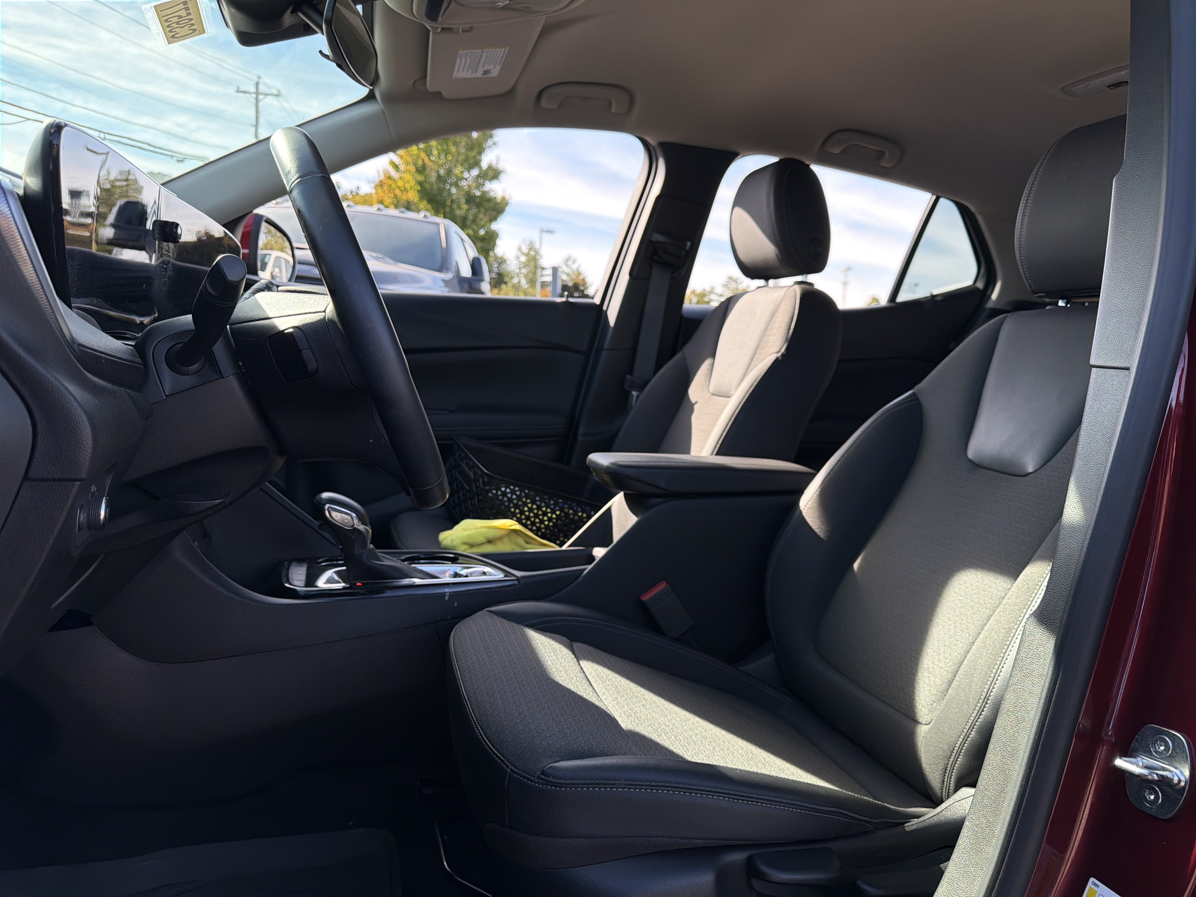 Used 2024 Buick Encore GX Preferred FWD image 11