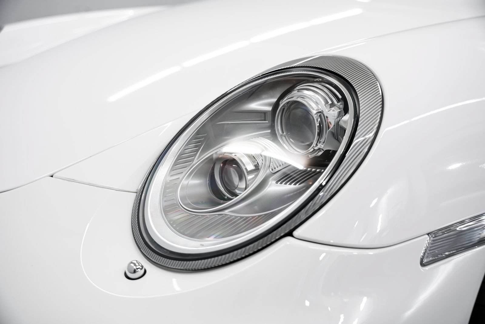 Used 2010 Porsche 911 GT3 RWD image 30