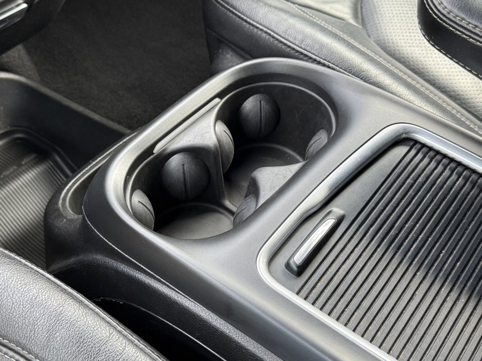 Used 2020 Chrysler Pacifica Touring-L Plus image 35