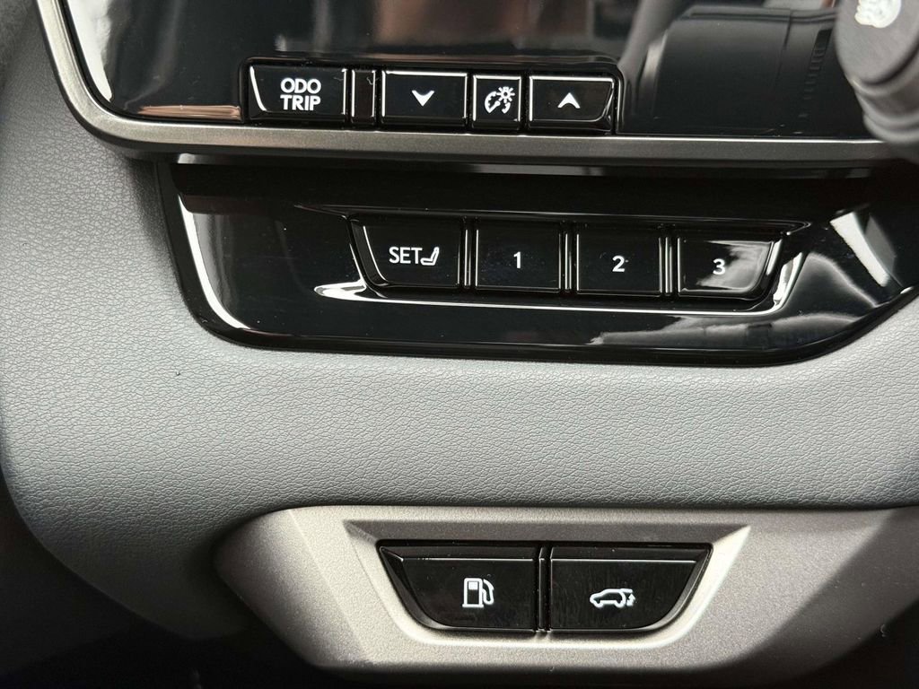 Used 2024 Lexus RX 450h AWD w/ Convenience Package image 24