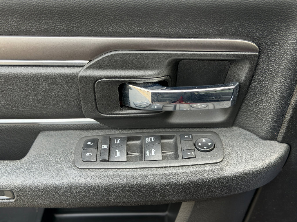 Used 2022 RAM 1500 Classic Warlock image 14