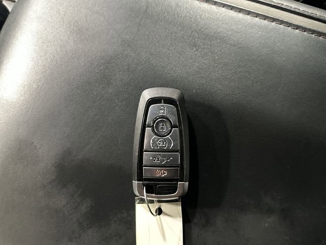 Used 2019 Ford F150 Platinum w/ Equipment Group 701A Luxury image 36