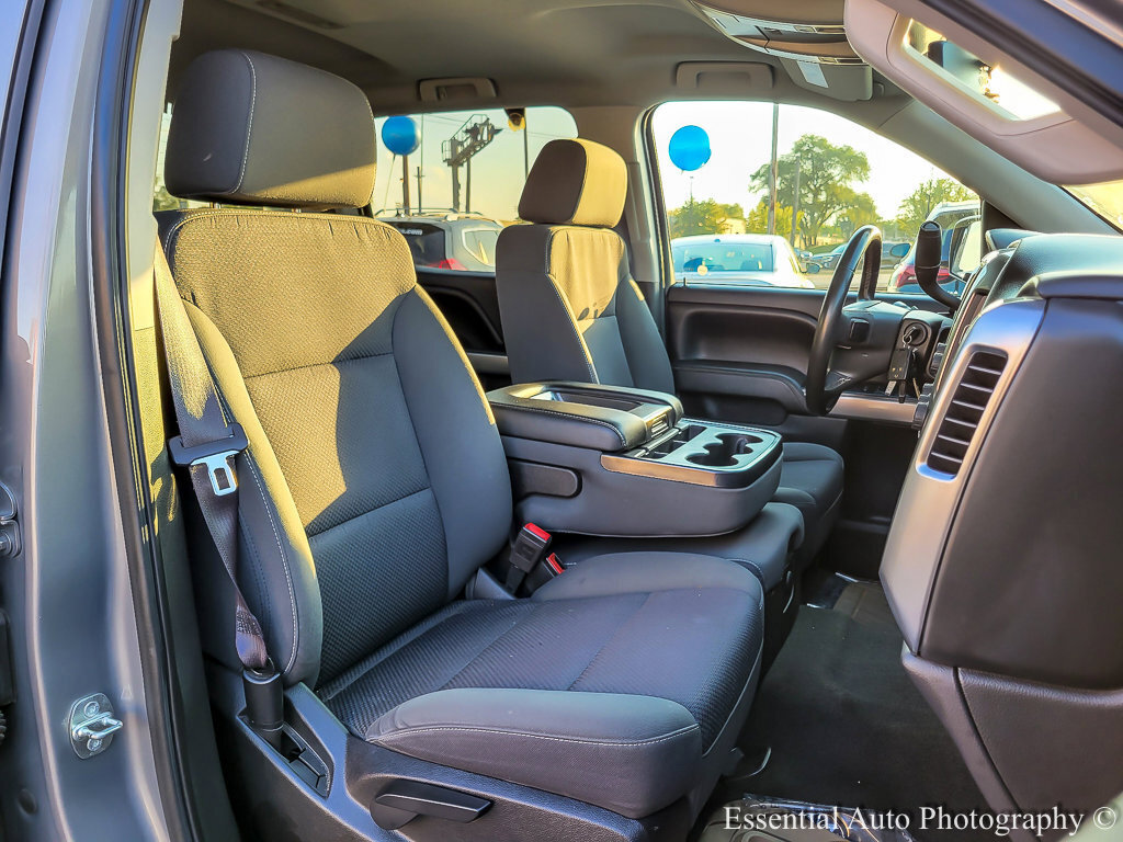 Used 2017 Chevrolet Silverado 1500 LT w/ All Star Edition image 32