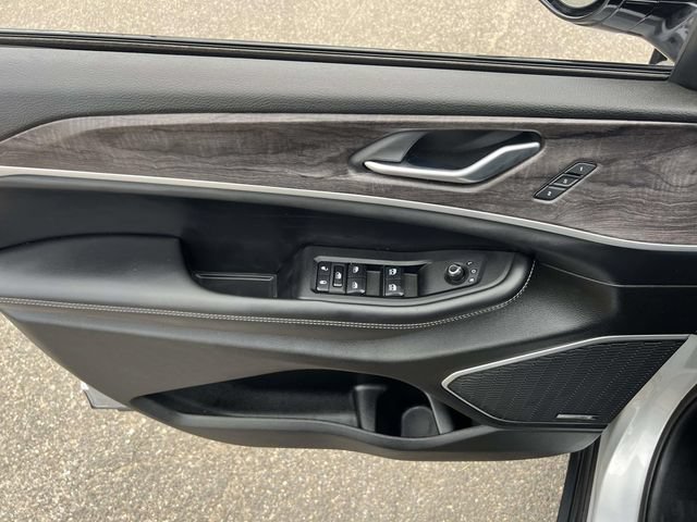 Used 2023 Jeep Grand Cherokee L Limited w/ Luxury Tech Group II AWD/4WD image 18