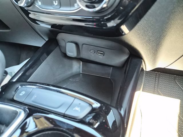 Used 2025 Chevrolet Trax ACTIV w/ Driver Confidence Package FWD image 26