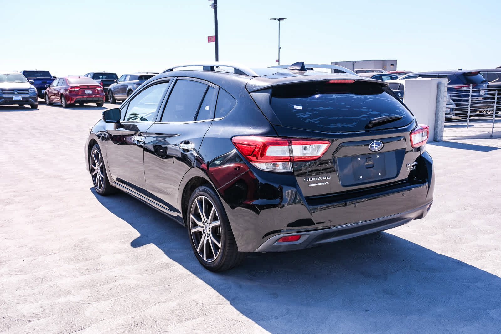 Used 2017 Subaru Impreza 2.0i Limited AWD/4WD image 6