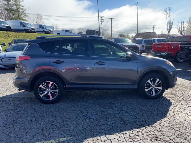Used 2017 Toyota RAV4 XLE image 10