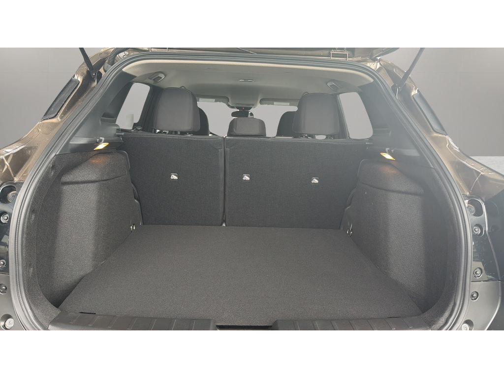New 2026 Nissan Kicks SV w/ Cold Weather Package AWD/4WD image 16