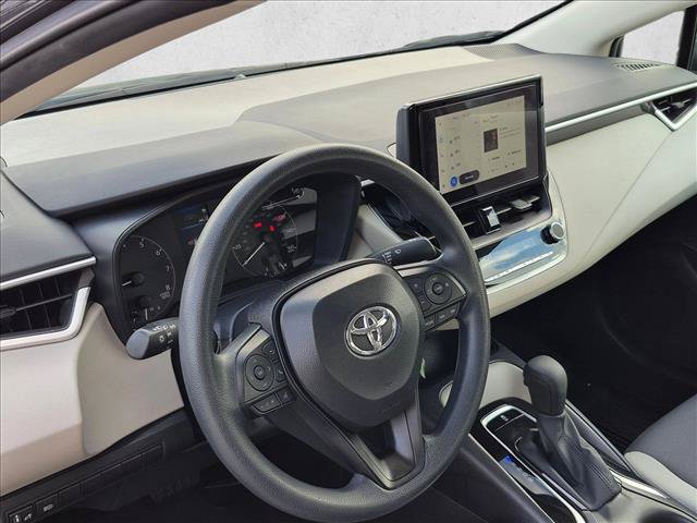 Used 2025 Toyota Corolla LE FWD image 10