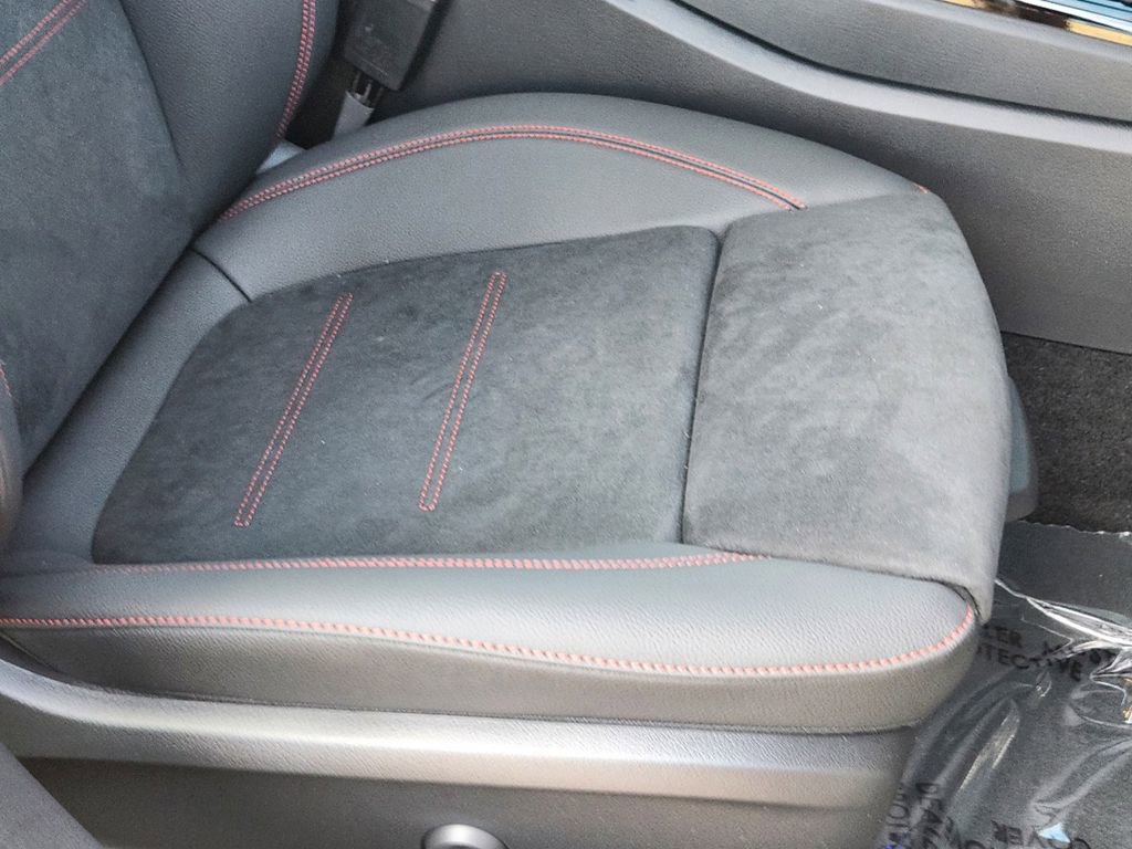 New 2025 Mercedes-Benz CLA 250 4MATIC image 16