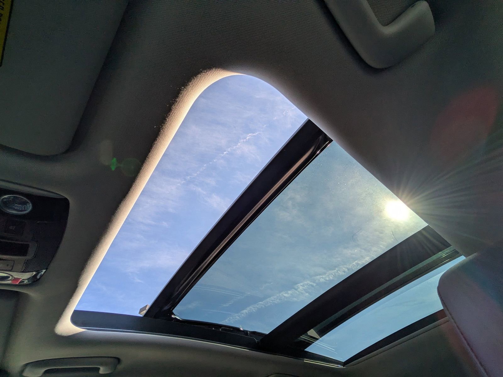 Used 2023 Kia Sportage SX image 12