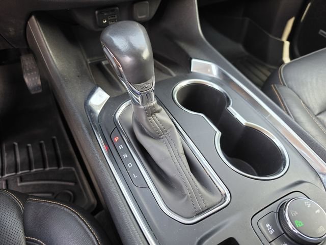 Used 2021 Chevrolet Traverse Premier image 32