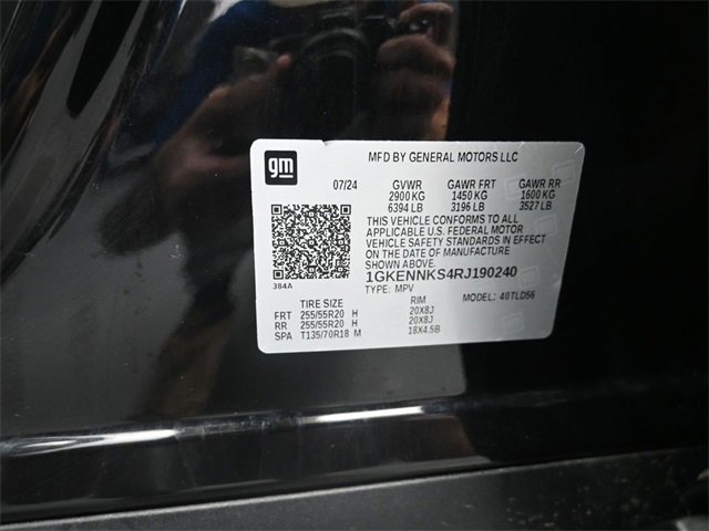 Used 2024 GMC Acadia Elevation image 31